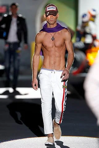 Look 3